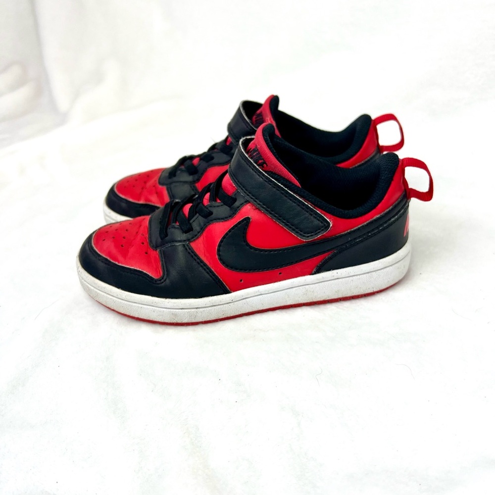Nike Court Legacy Sneakers